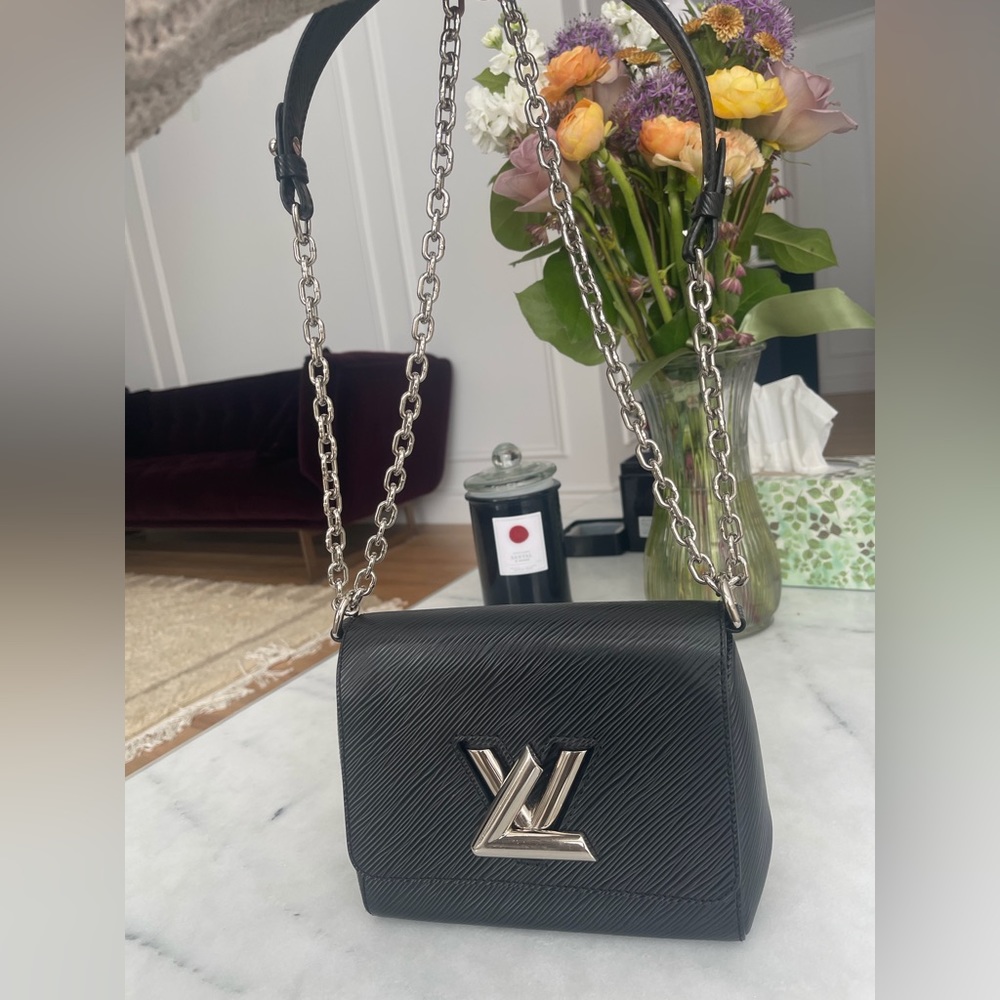 Louis Vuitton luv twist pm